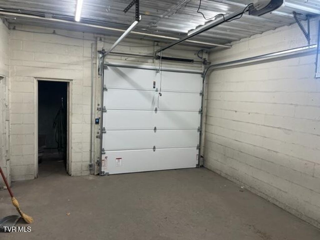 Photo of 422 Market Street, Kingsport, TN 37660 (MLS # 9982769)