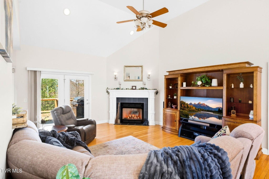 Photo of 1001 Georgetown Row ROW, Johnson City, TN 37601 (MLS # 10001443)