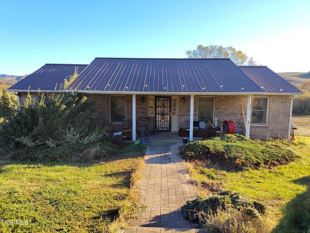 Photo of 2688 Saltville Highway, Saltville, VA 24370 (MLS # 10002566)
