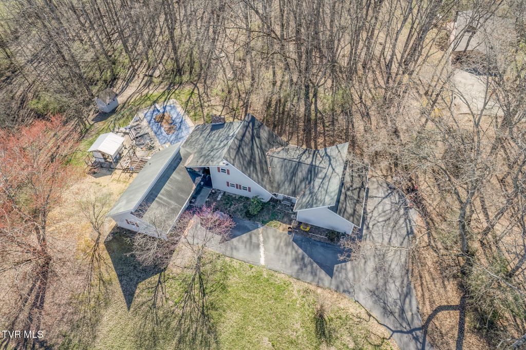 Photo of 16 Chaucer Court, Gray, TN 37615 (MLS # 9992430)