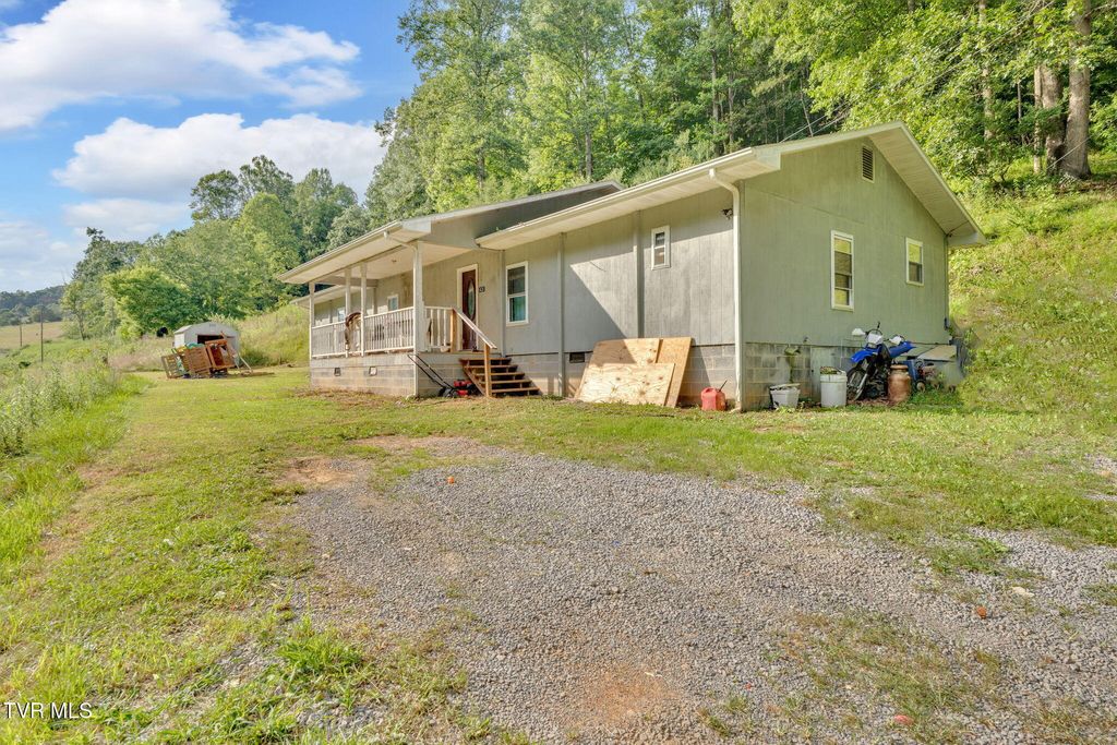 Photo of 431 Strong Hollow Lane, Fort Blackmore, VA 24250 (MLS # 9984016)