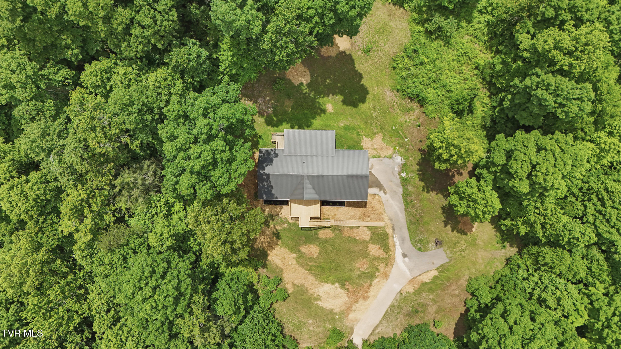 560 Sigman Hollow Road, Bluff City, Tennessee image 40
