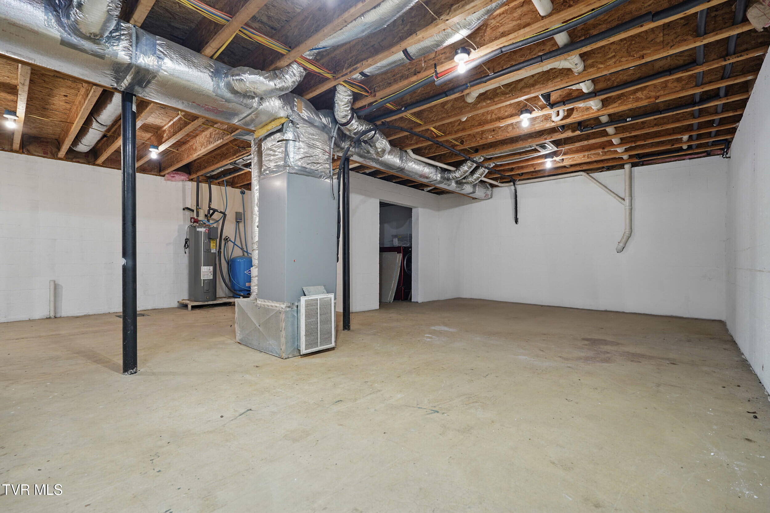 560 Sigman Hollow Road, Bluff City, Tennessee image 30