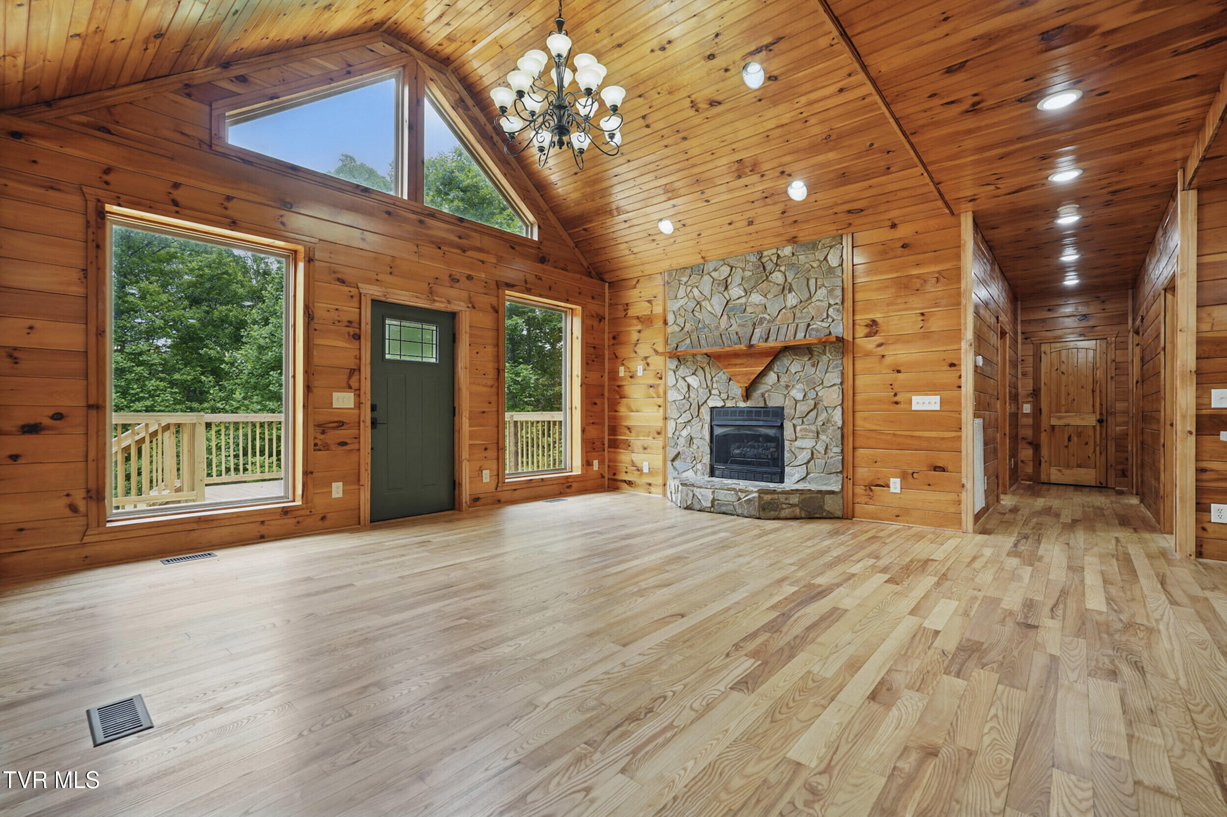 560 Sigman Hollow Road, Bluff City, Tennessee image 6