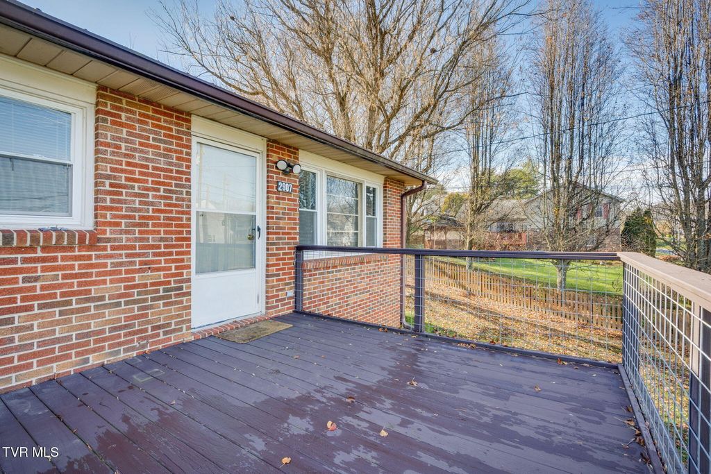 Photo of 2907 Indian Ridge Road, Johnson City, TN 37604 (MLS # 9988792)