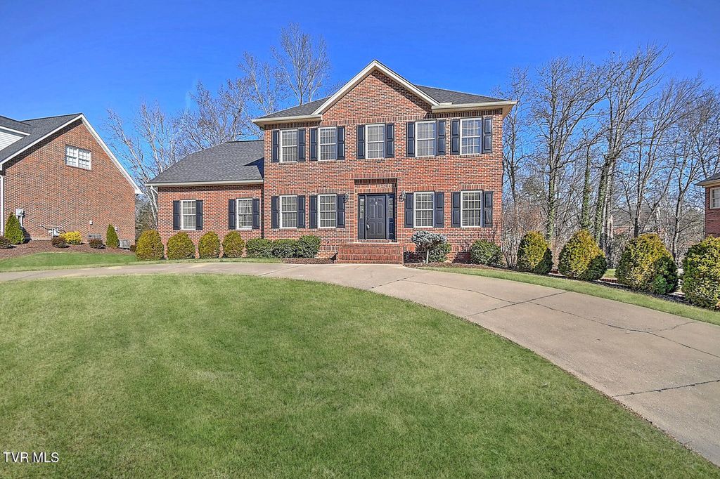 Photo of 1036 Sussex Drive, Kingsport, TN 37660 (MLS # 9989349)