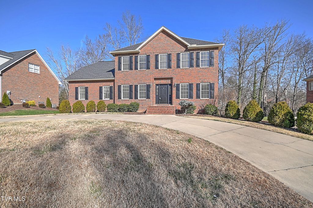 Photo of 1036 Sussex Drive, Kingsport, TN 37660 (MLS # 9989349)