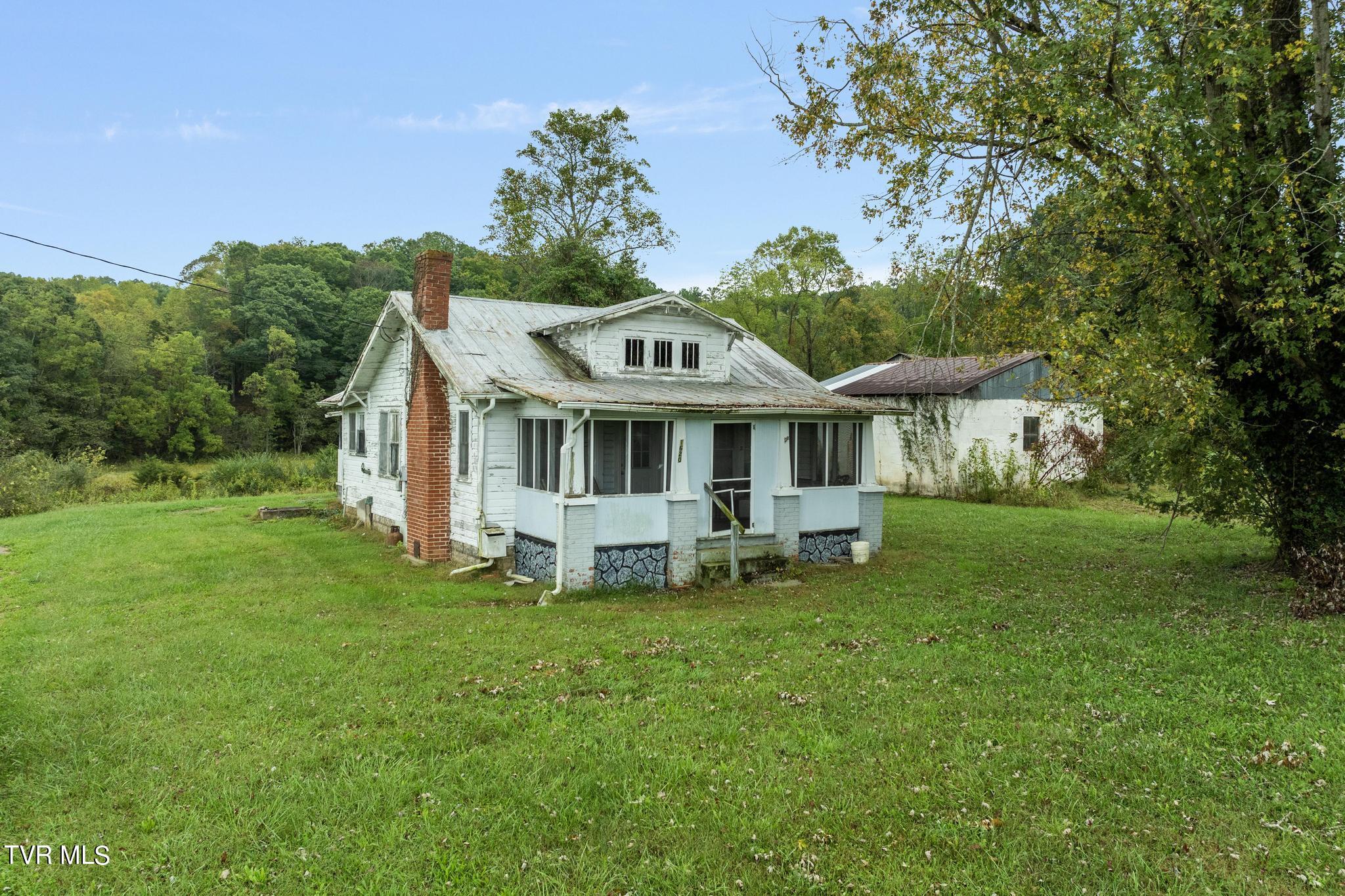 1620 Chinquapin Grove Road, Bluff City, Tennessee image 7