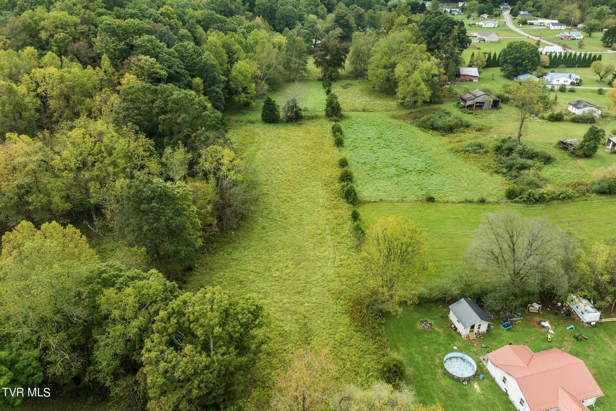 1620 Chinquapin Grove Road, Bluff City, Tennessee image 3
