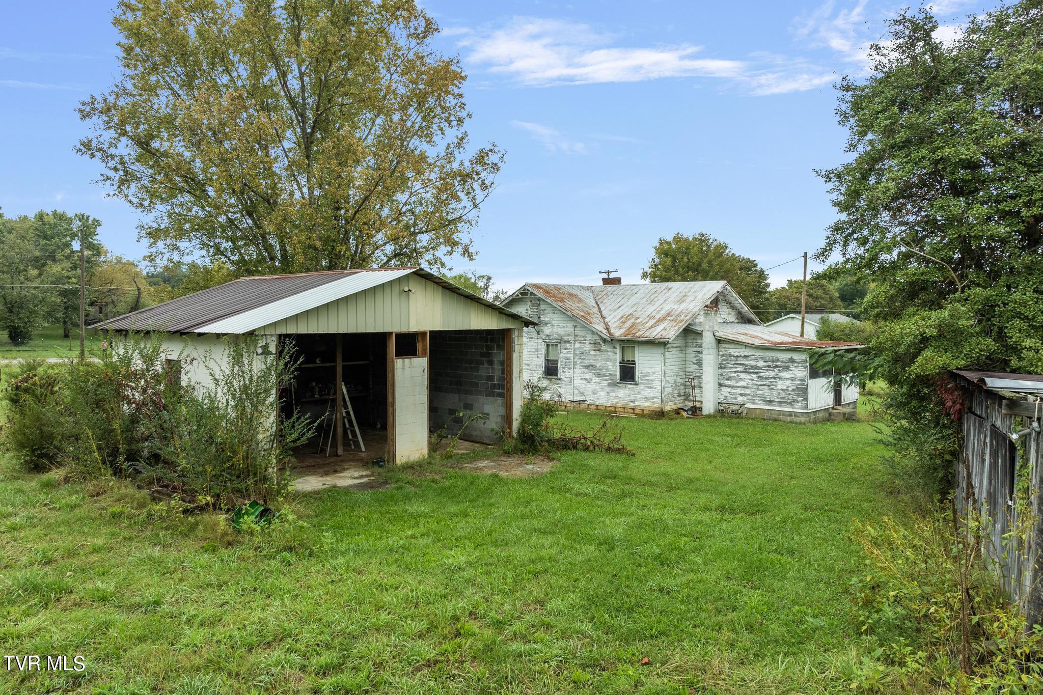 1620 Chinquapin Grove Road, Bluff City, Tennessee image 13