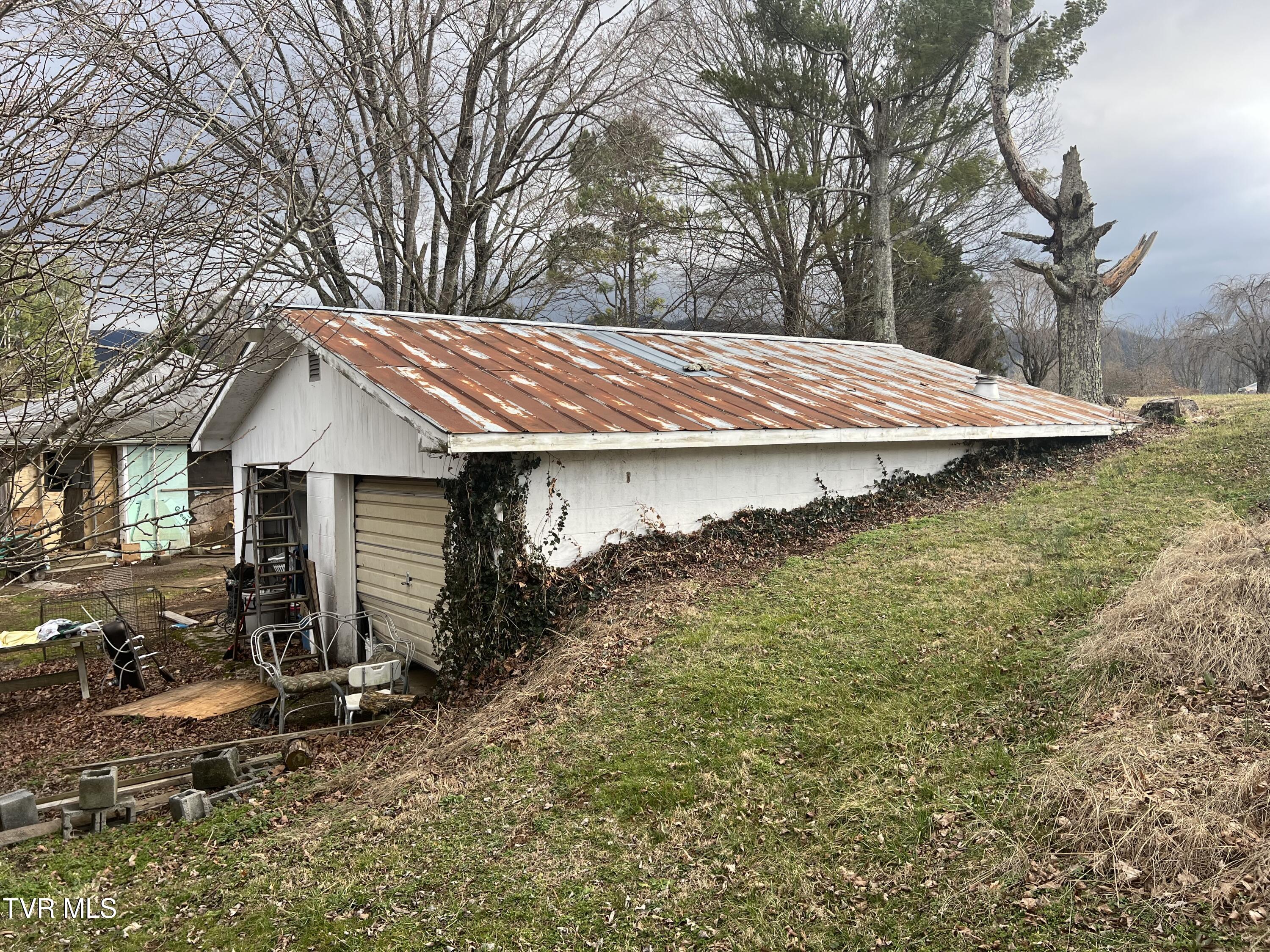 110 Fishpond Road, Chuckey, Tennessee image 4