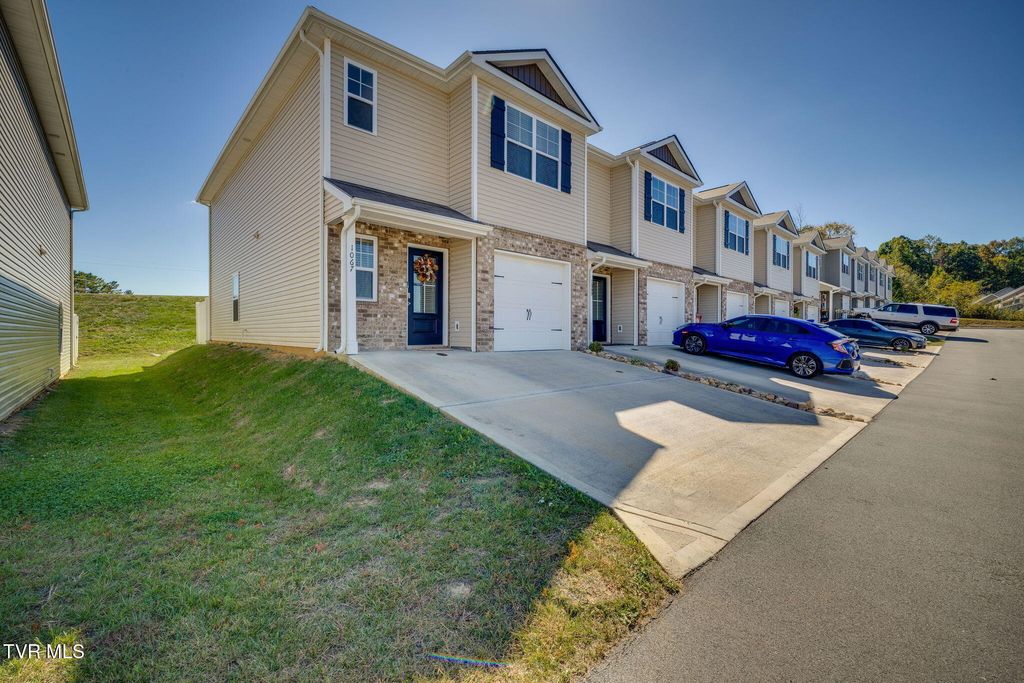 Photo of 1067 Hammett Road #1067, Johnson City, TN 37615 (MLS # 9987065)