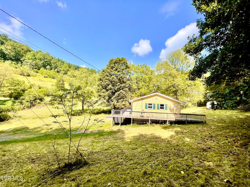 Photo of 6090 Shaffertown Road, Bristol, VA 24202 (MLS # 10001165)