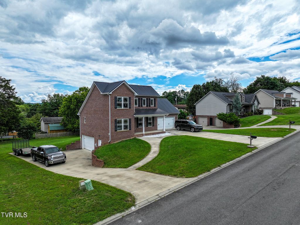 Photo of 1864 Limestone Path, Morristown, TN 37814 (MLS # 9984474)