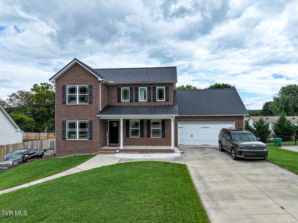 Photo of 1864 Limestone Path, Morristown, TN 37814 (MLS # 9984474)