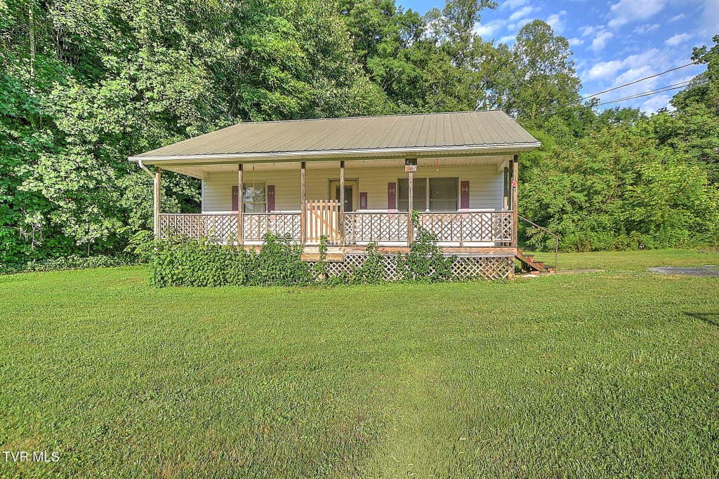Photo of 655 Wadlow Gap Road, Kingsport, TN 37660 (MLS # 9997084)