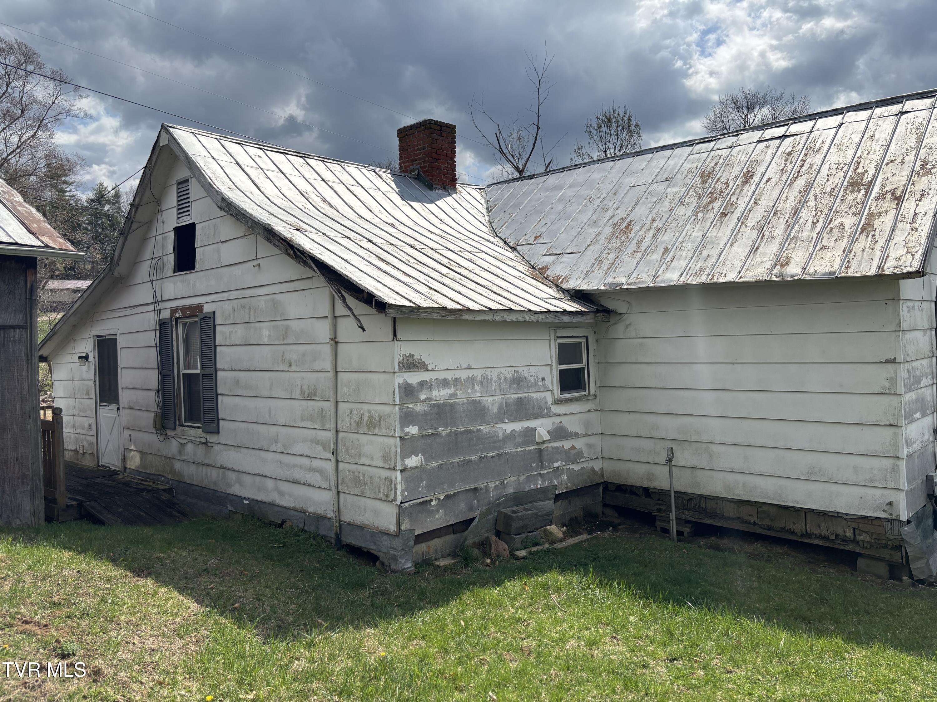 136 Swift Hollow Lane, Mountain City, Tennessee image 7