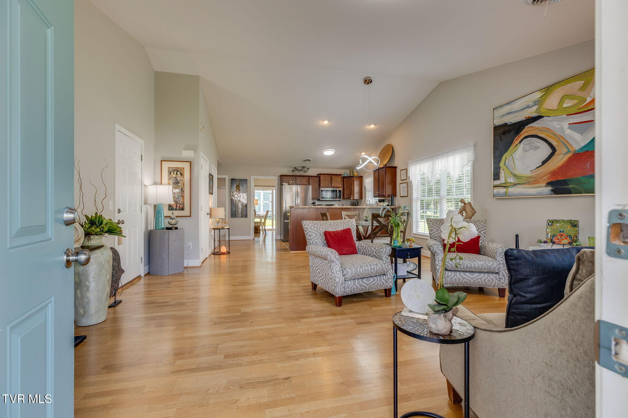 105 Willow Oak Court, Bristol, Virginia image 3