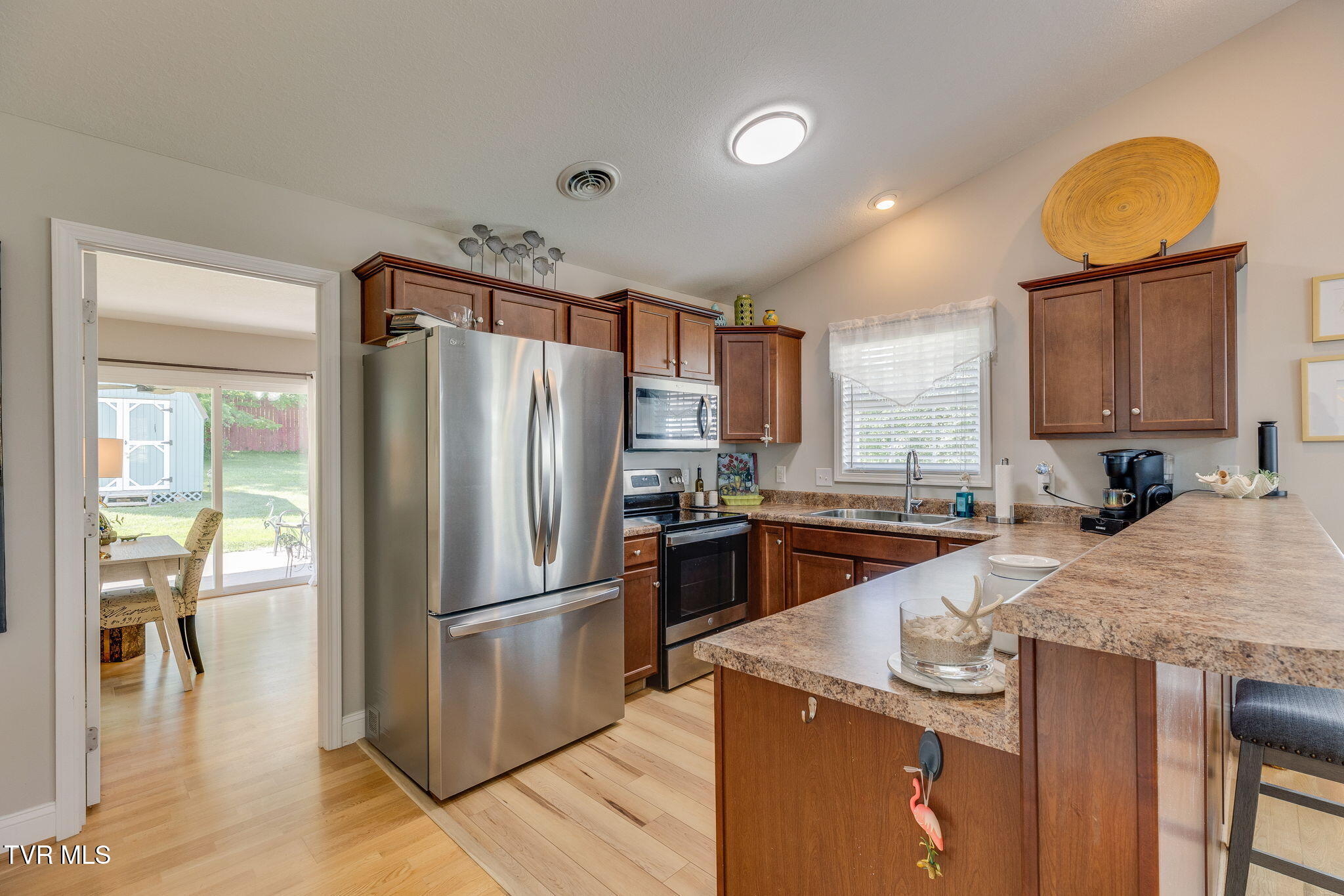 105 Willow Oak Court, Bristol, Virginia image 8