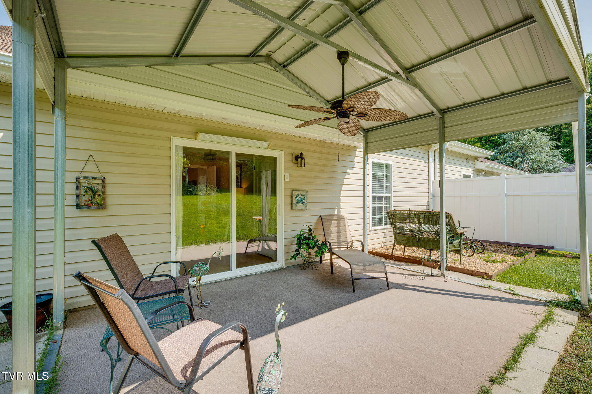 105 Willow Oak Court, Bristol, Virginia image 22
