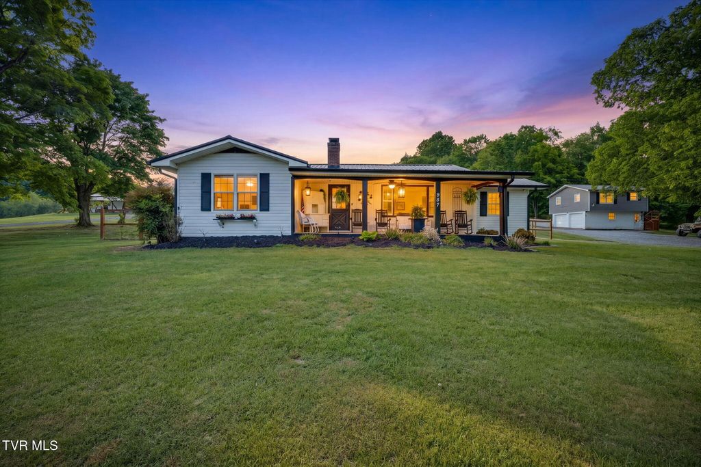 Photo of 987 Hairetown Road, Jonesborough, TN 37659 (MLS # 9994709)