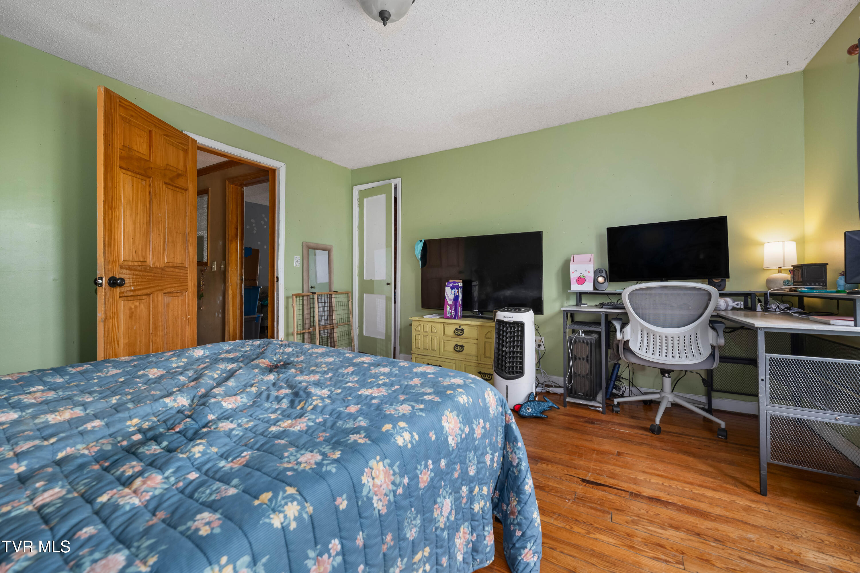108 W G Street, Elizabethton, Tennessee image 27