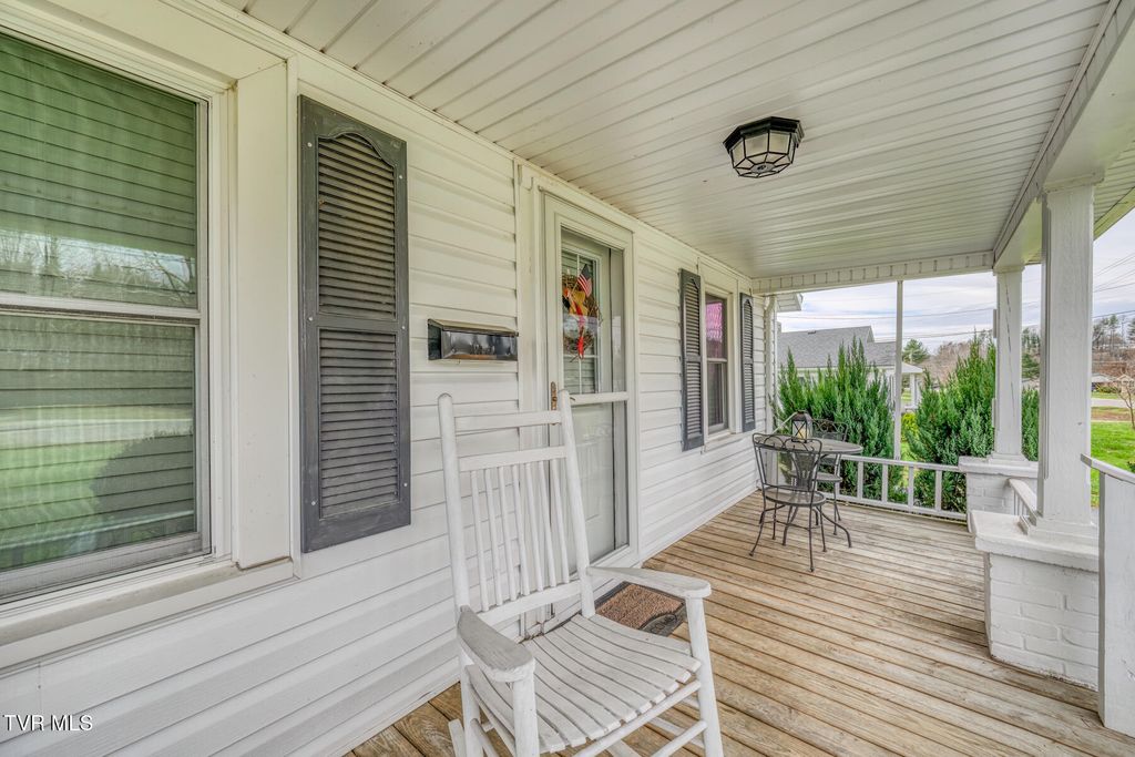 Photo of 920 North Church Street, Mountain City, TN 37683 (MLS # 9992730)