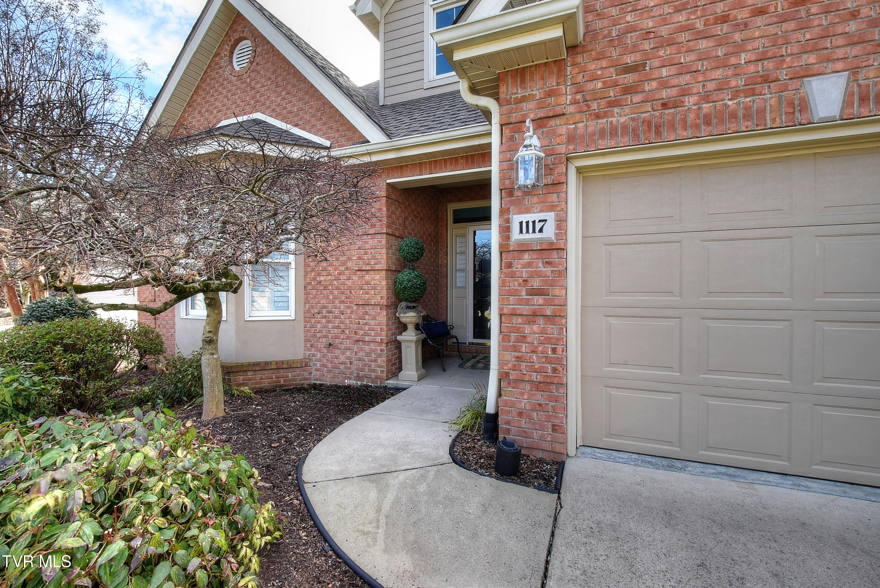 1117 Waterbrooke Lane