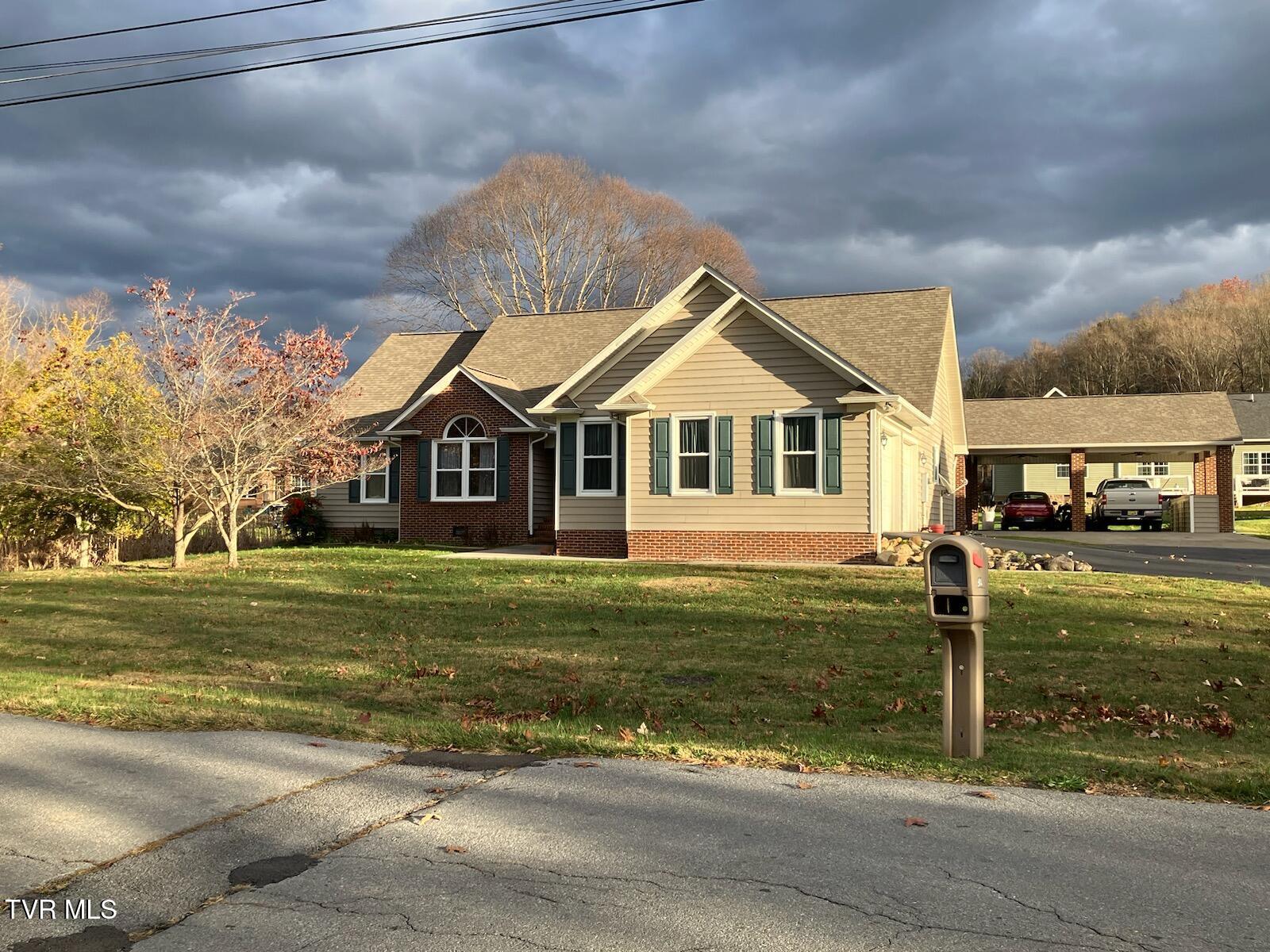 904 Mountainview Road, Erwin, Tennessee image 1
