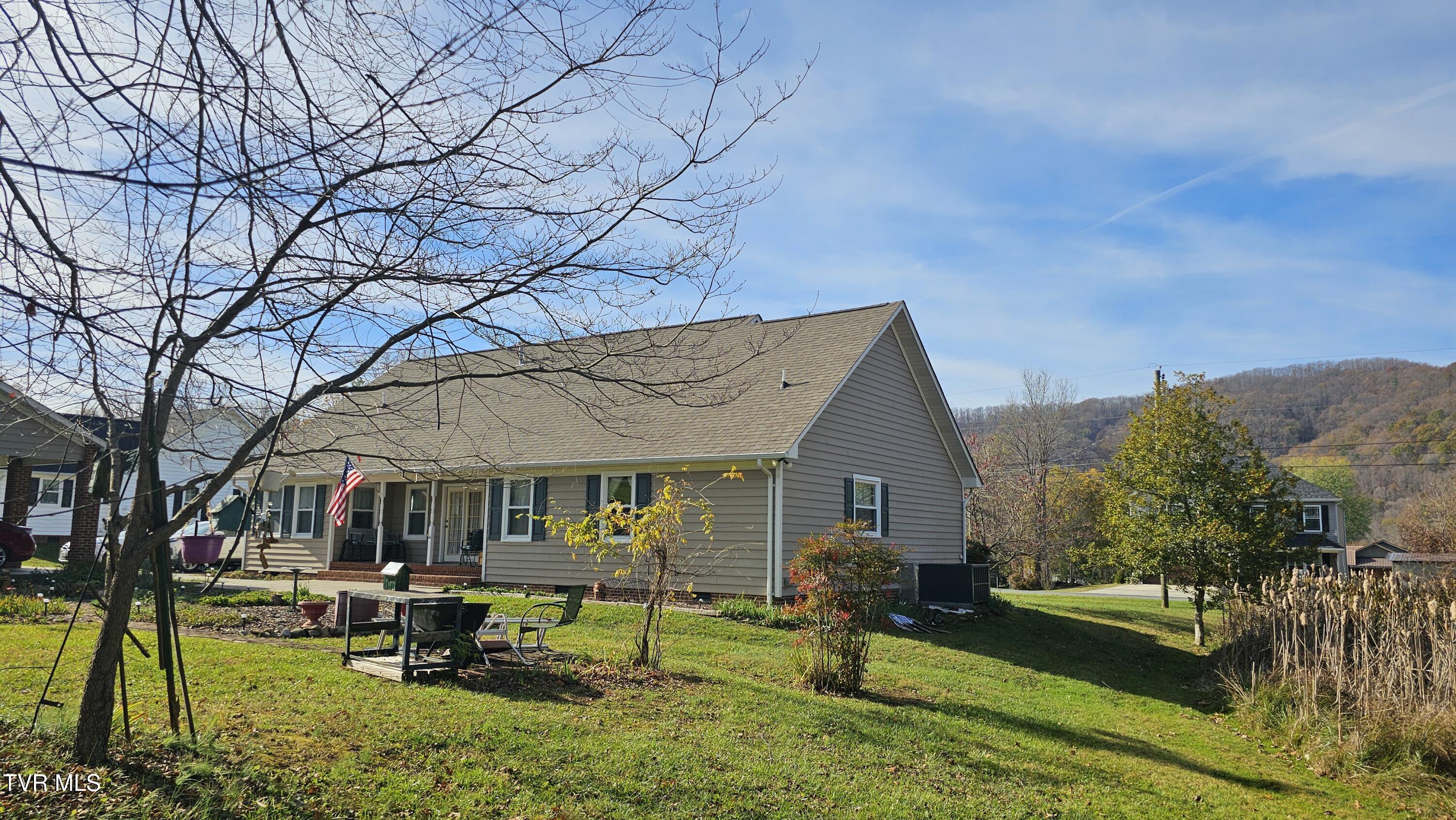 904 Mountainview Road, Erwin, Tennessee image 3