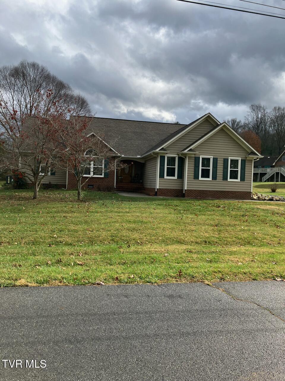 904 Mountainview Road, Erwin, Tennessee image 4