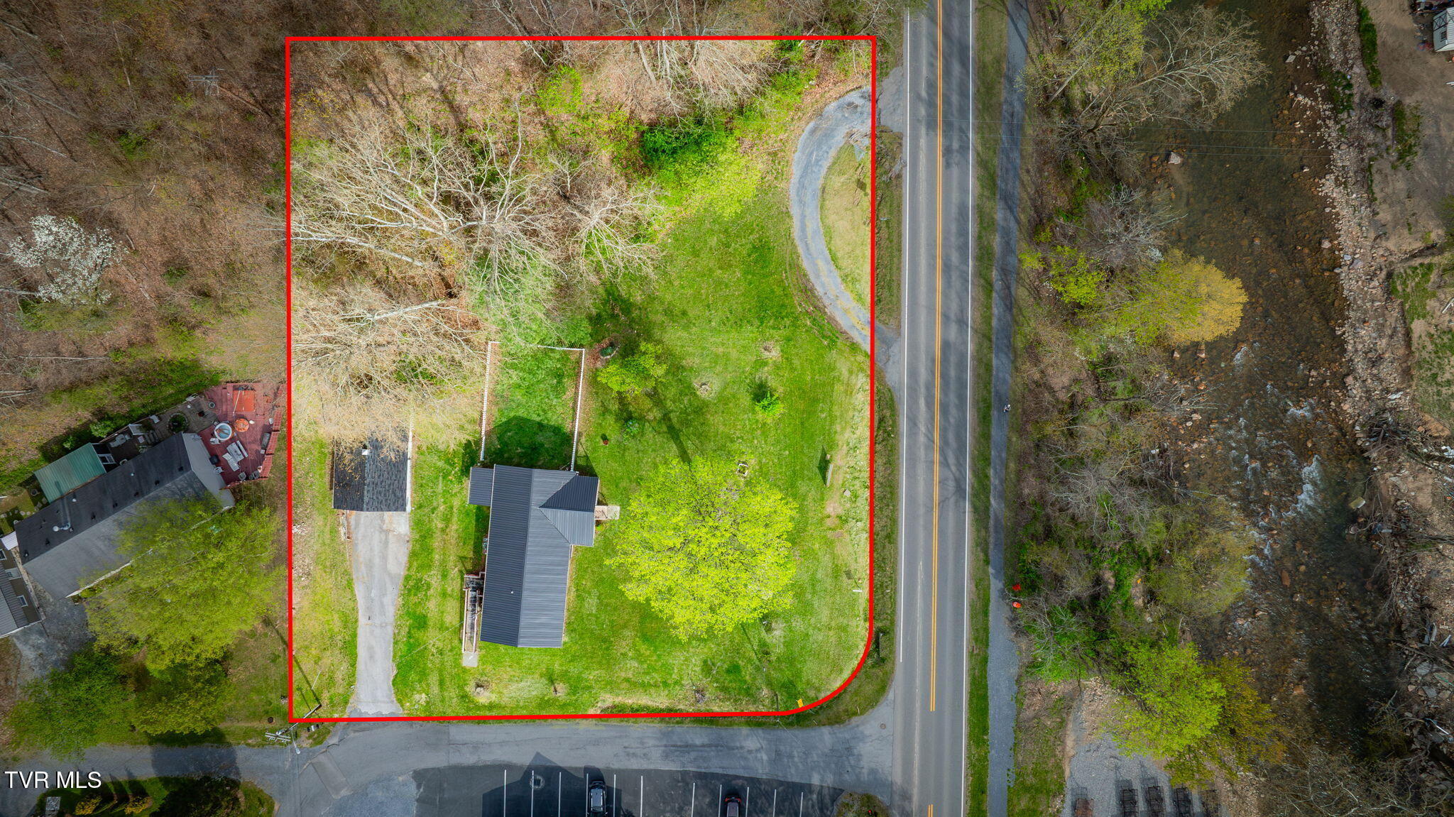 406 Fritz Street, Damascus, Virginia image 3