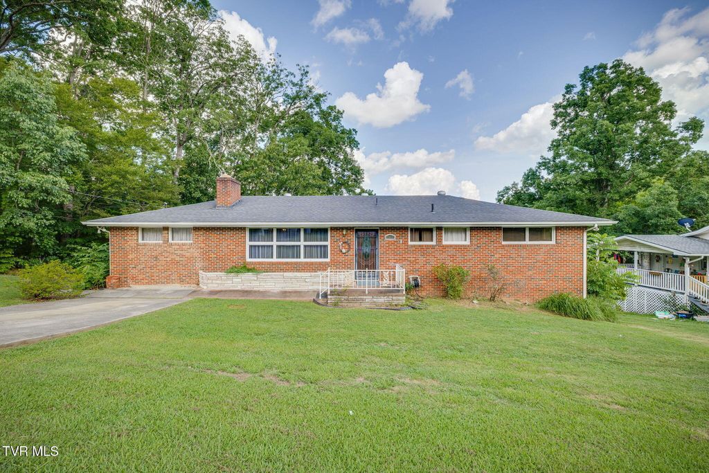Photo of 1117 Delrose Drive, Kingsport, TN 37660 (MLS # 9983508)