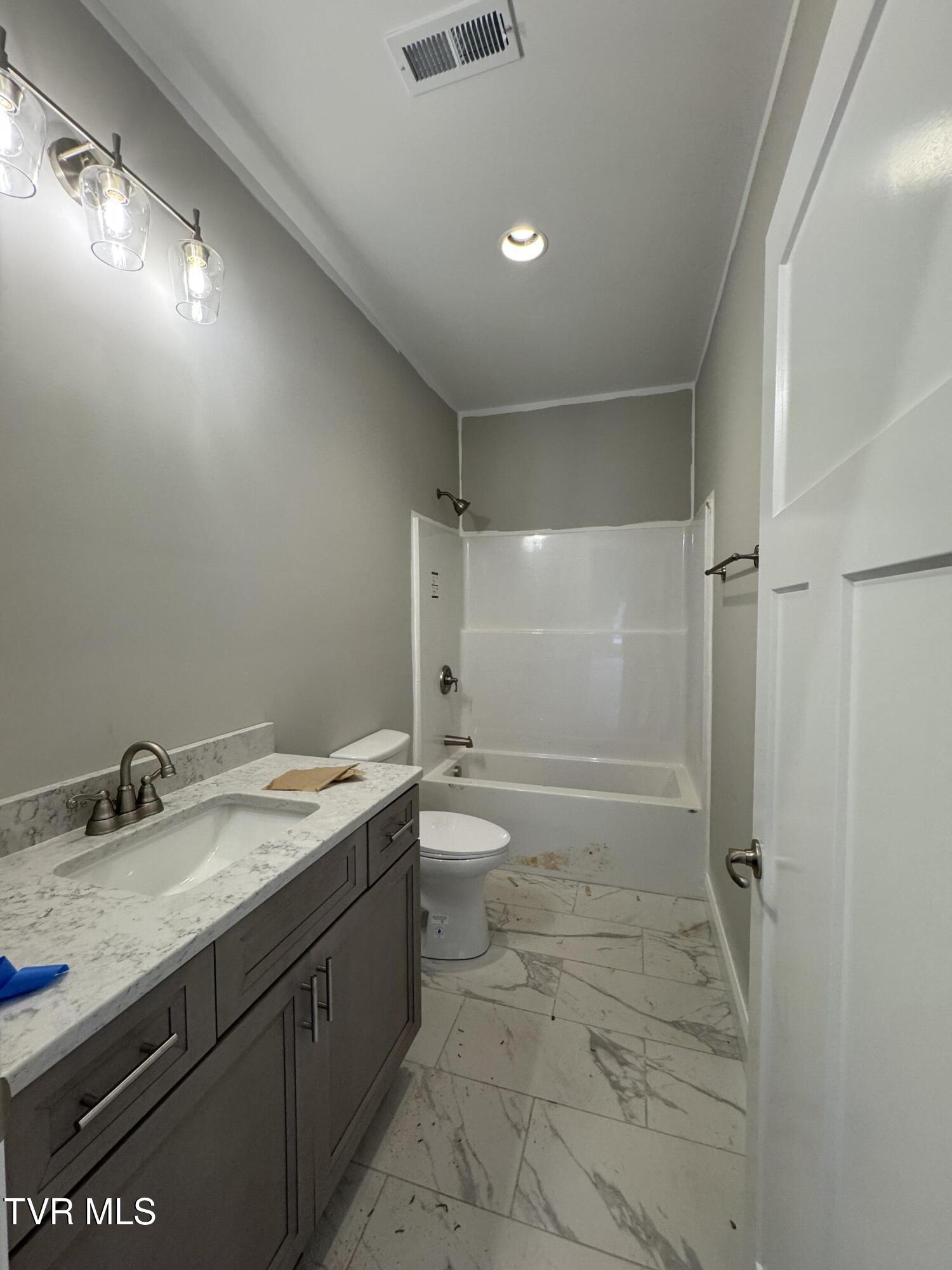 935 Daybreak Crest, Jonesborough, Tennessee image 11