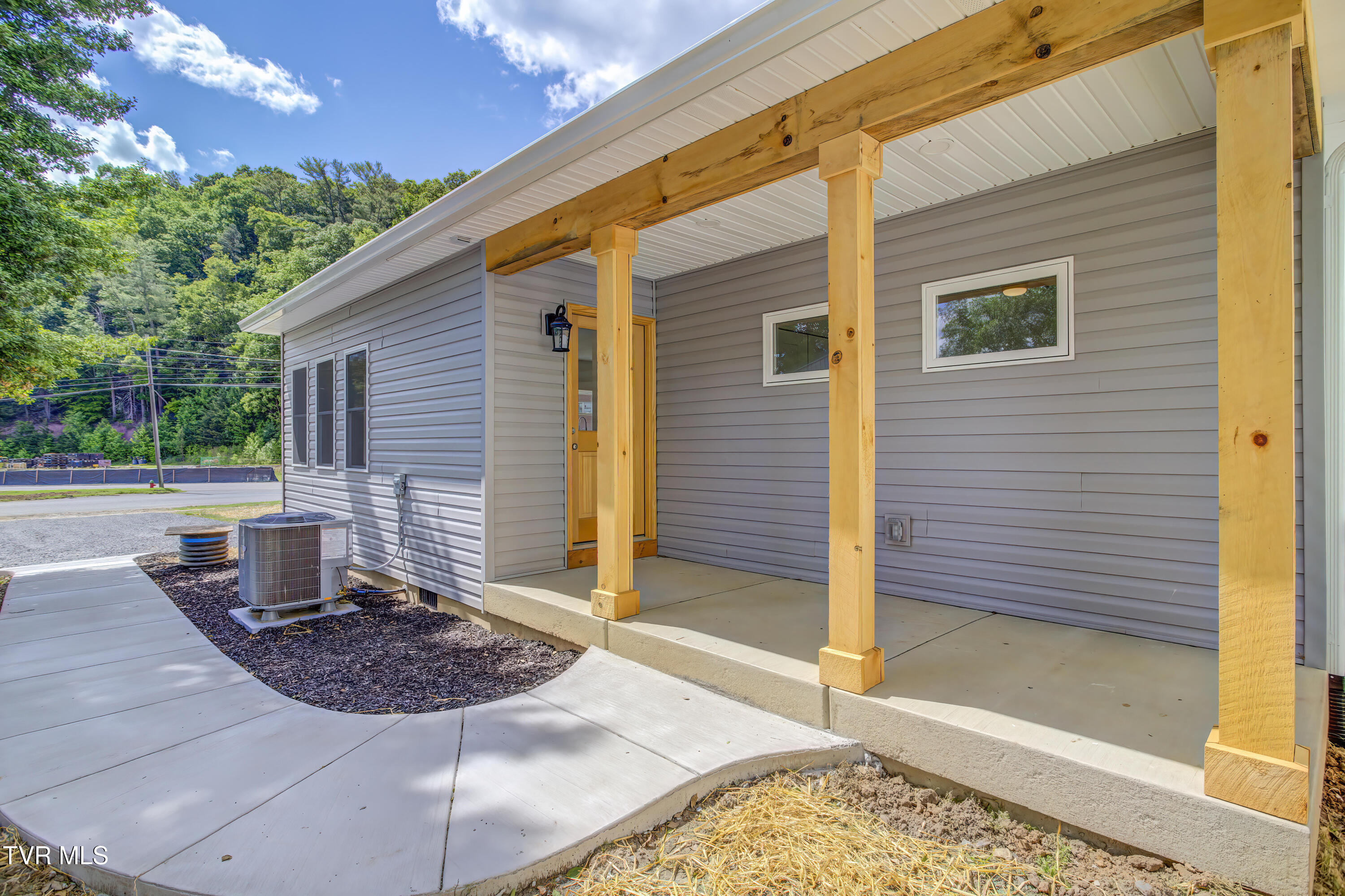 408 Levelin Street, Erwin, Tennessee image 28