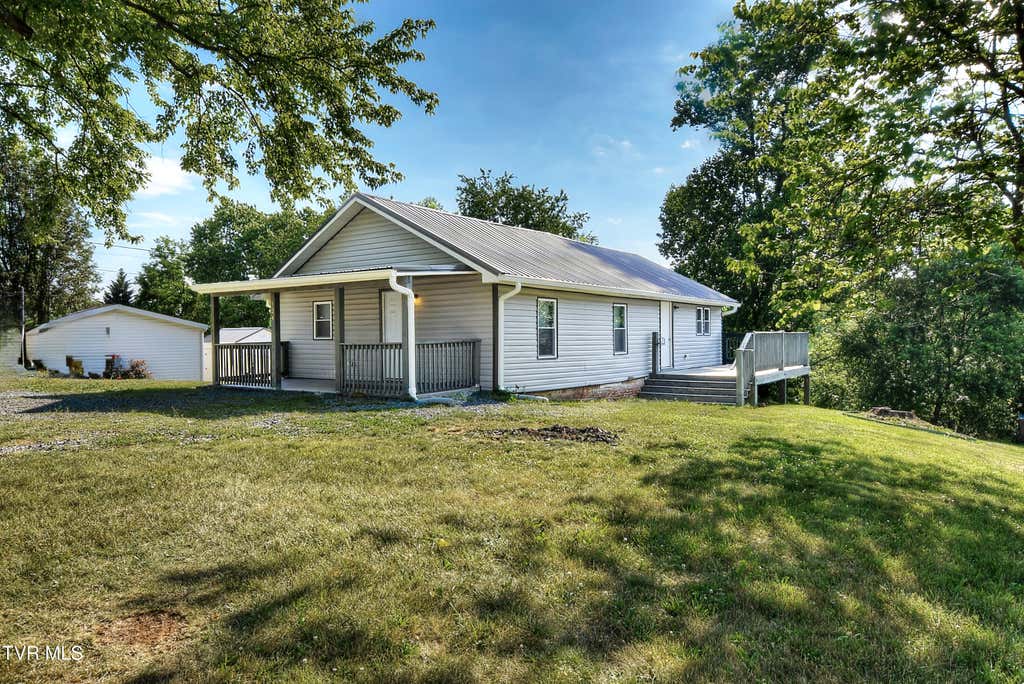 Photo of 124 Fairridge Road, Johnson City, TN 37604 (MLS # 9995685)