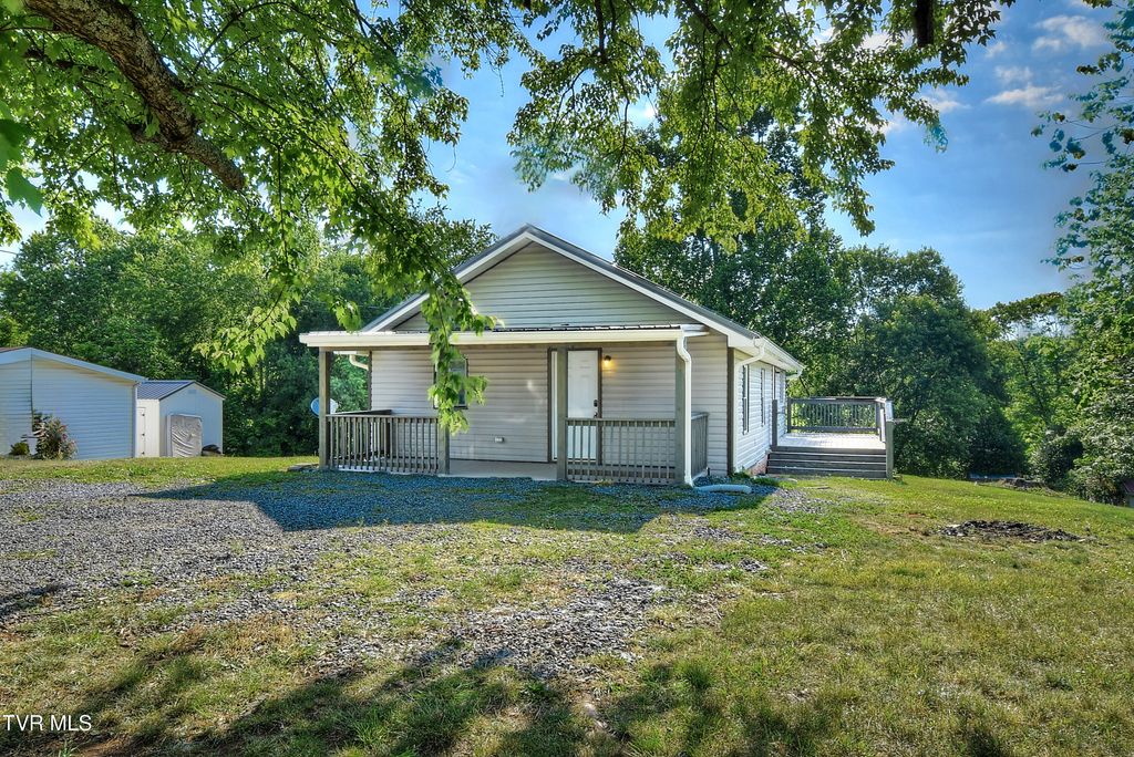 Photo of 124 Fairridge Road, Johnson City, TN 37604 (MLS # 9995685)