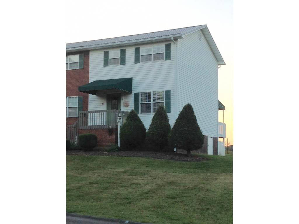 Photo 1 of 1 — 2121 Dave Buck 4, Johnson City, TN 37601