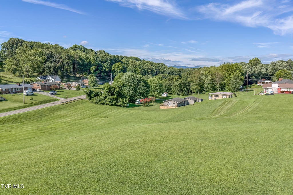 Photo of Tbd Gravely Road, Kingsport, TN 37660 (MLS # 9998186)