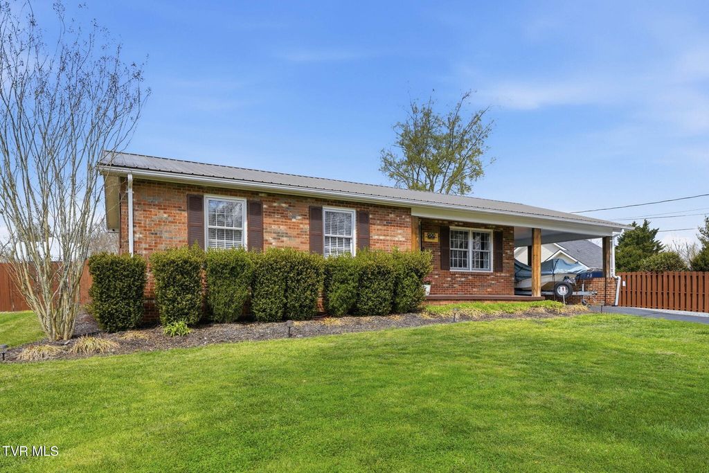 Photo of 900 Huffine Road, Johnson City, TN 37604 (MLS # 9993168)