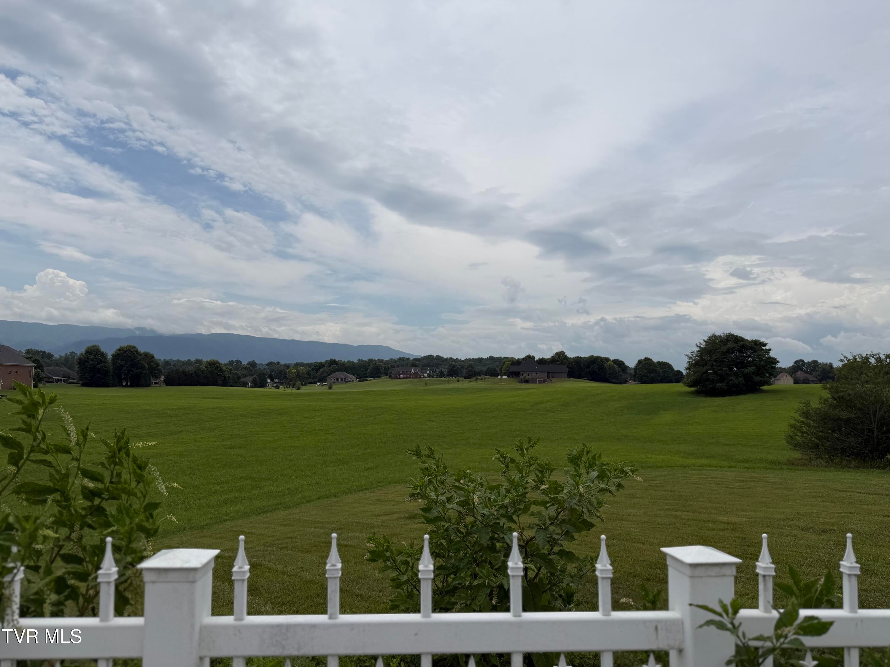 522 Waterstone Circle