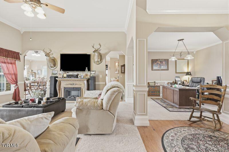 522 Waterstone Circle