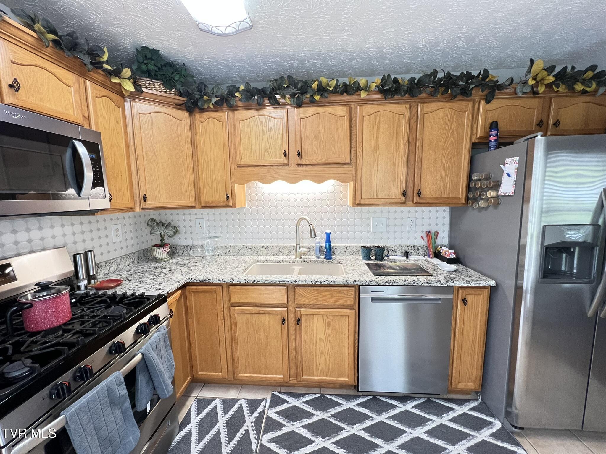 199 Valley Crest Drive, Mount Carmel, Tennessee image 12