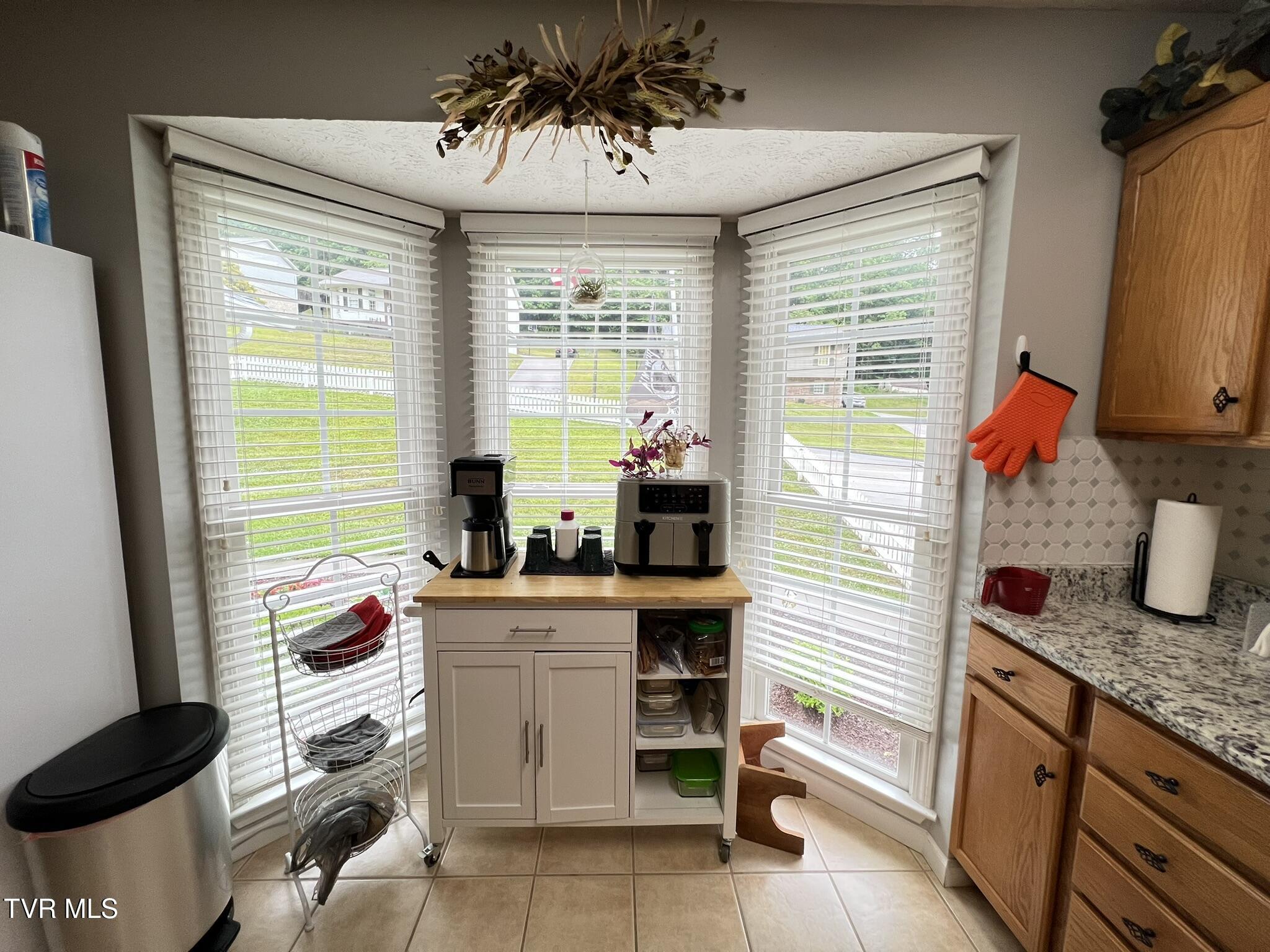 199 Valley Crest Drive, Mount Carmel, Tennessee image 11