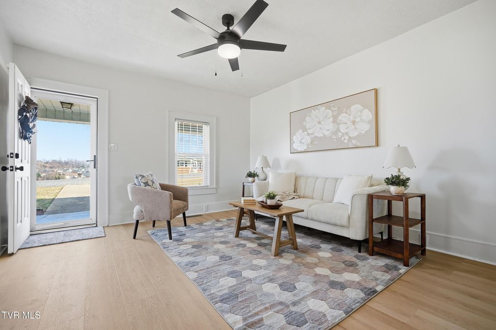 Photo of 1501 Ben Gamble Road, Jonesborough, TN 37659 (MLS # 9990409)