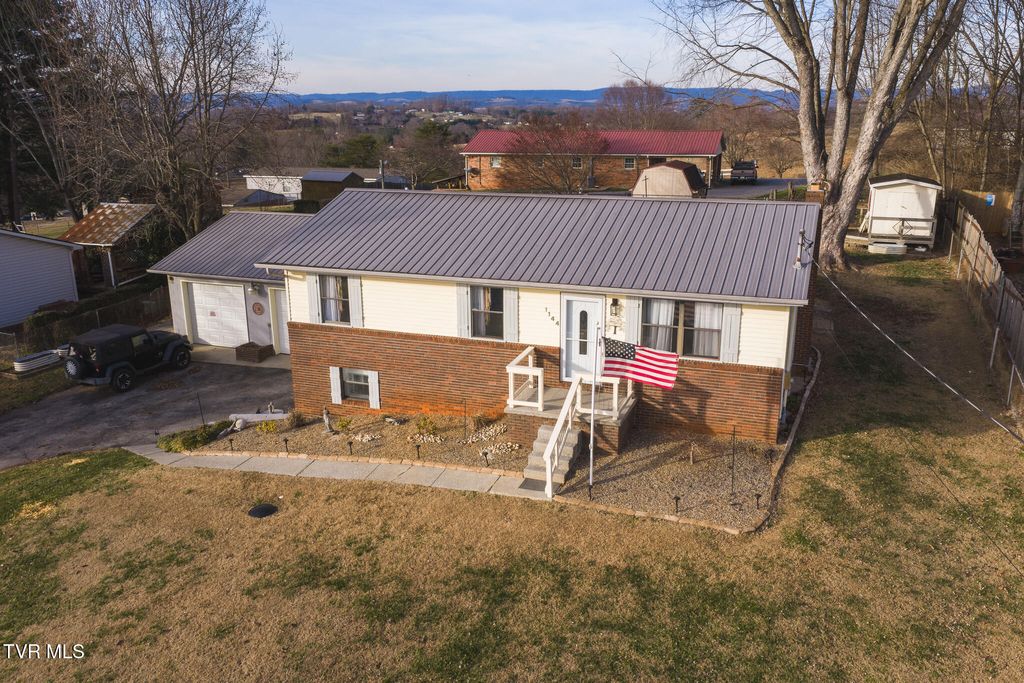 Photo of 1144 Cherry Blossom Lane, Talbott, TN 37877 (MLS # 9990027)