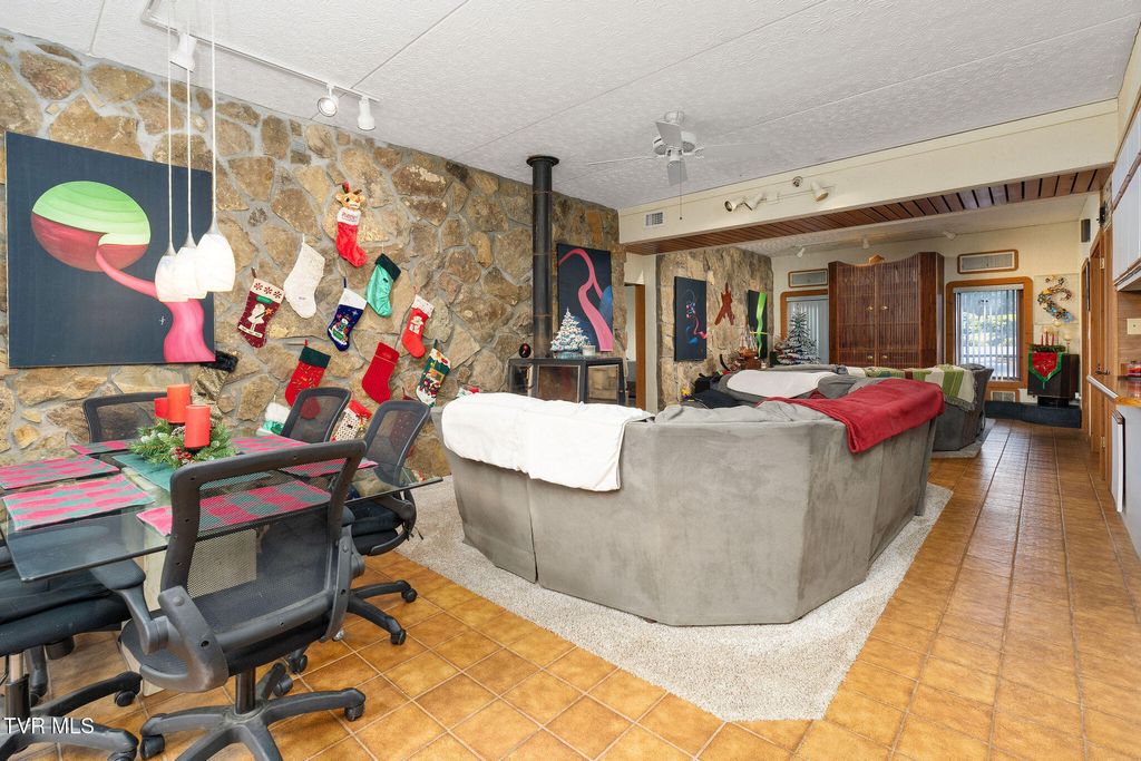 Photo of 4367 Peace Drive, Morristown, TN 37814 (MLS # 9989354)