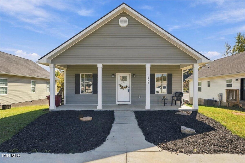Photo of 1602 Millard Street, Johnson City, TN 37601 (MLS # 10002180)