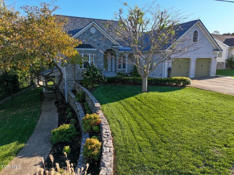 Photo of 290 New Hope Road, Greeneville, TN 37745 (MLS # 10002505)