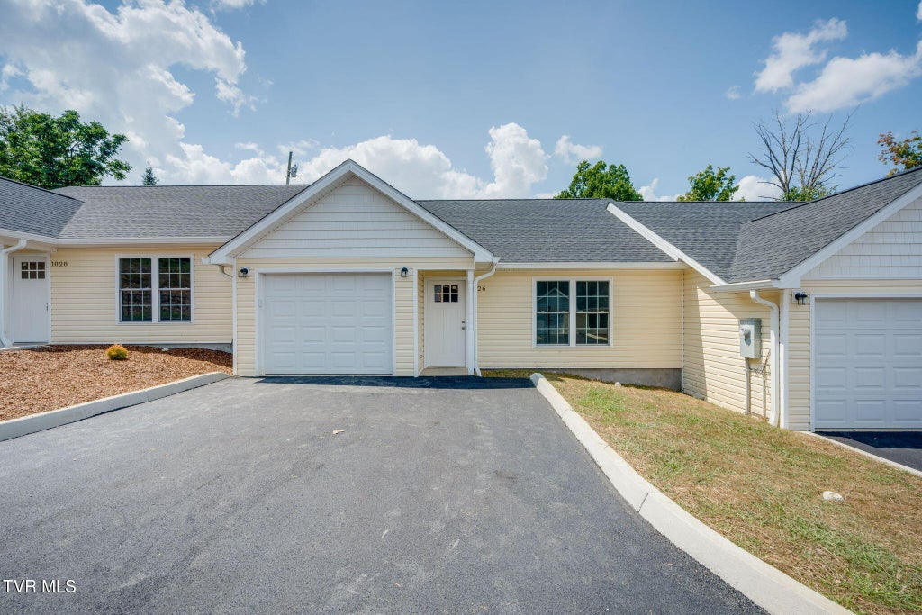 Photo of 1026 G Street #1, Elizabethton, TN 37643 (MLS # 10000215)